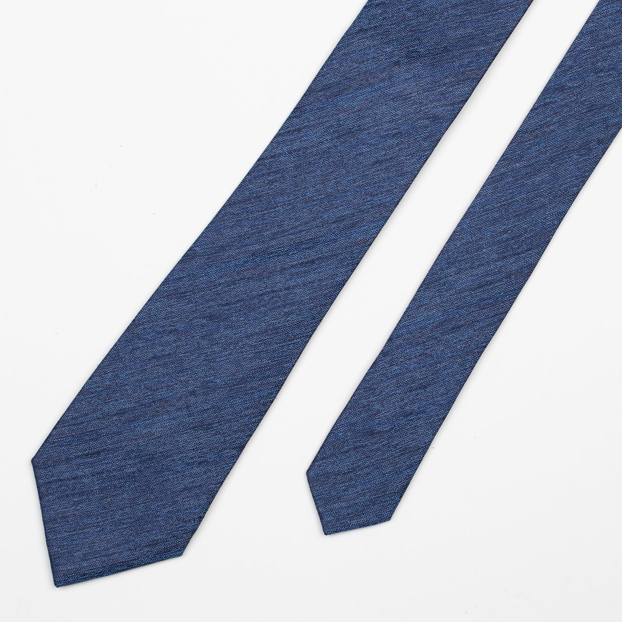 Navy Texture Tie