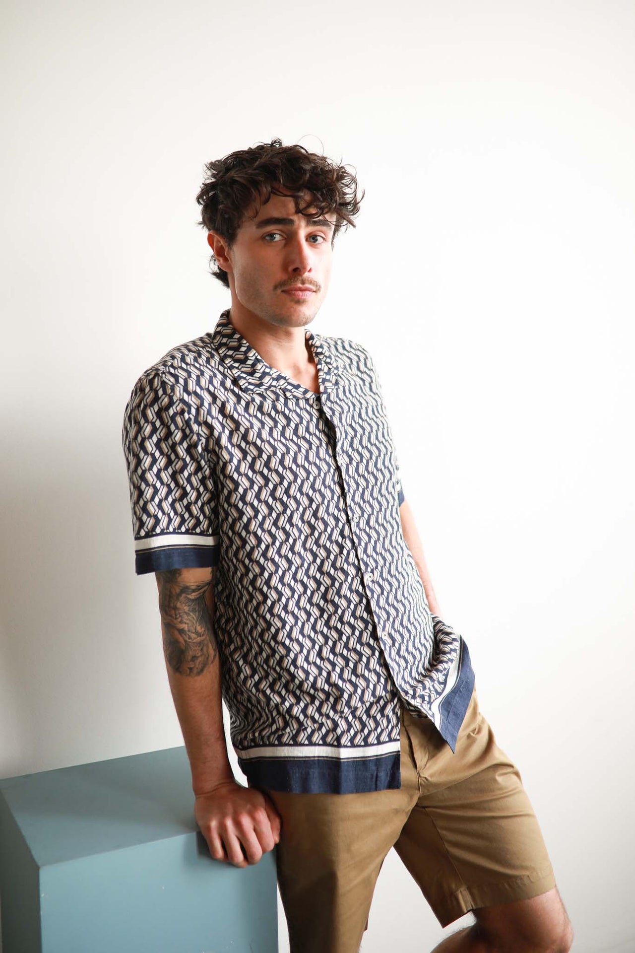 Navy Malt Cannes Border Cuban Collar Linen Shirt