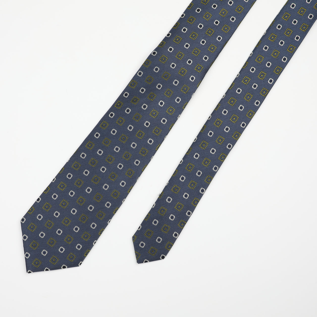 Blue Green Silk Medallion Tie