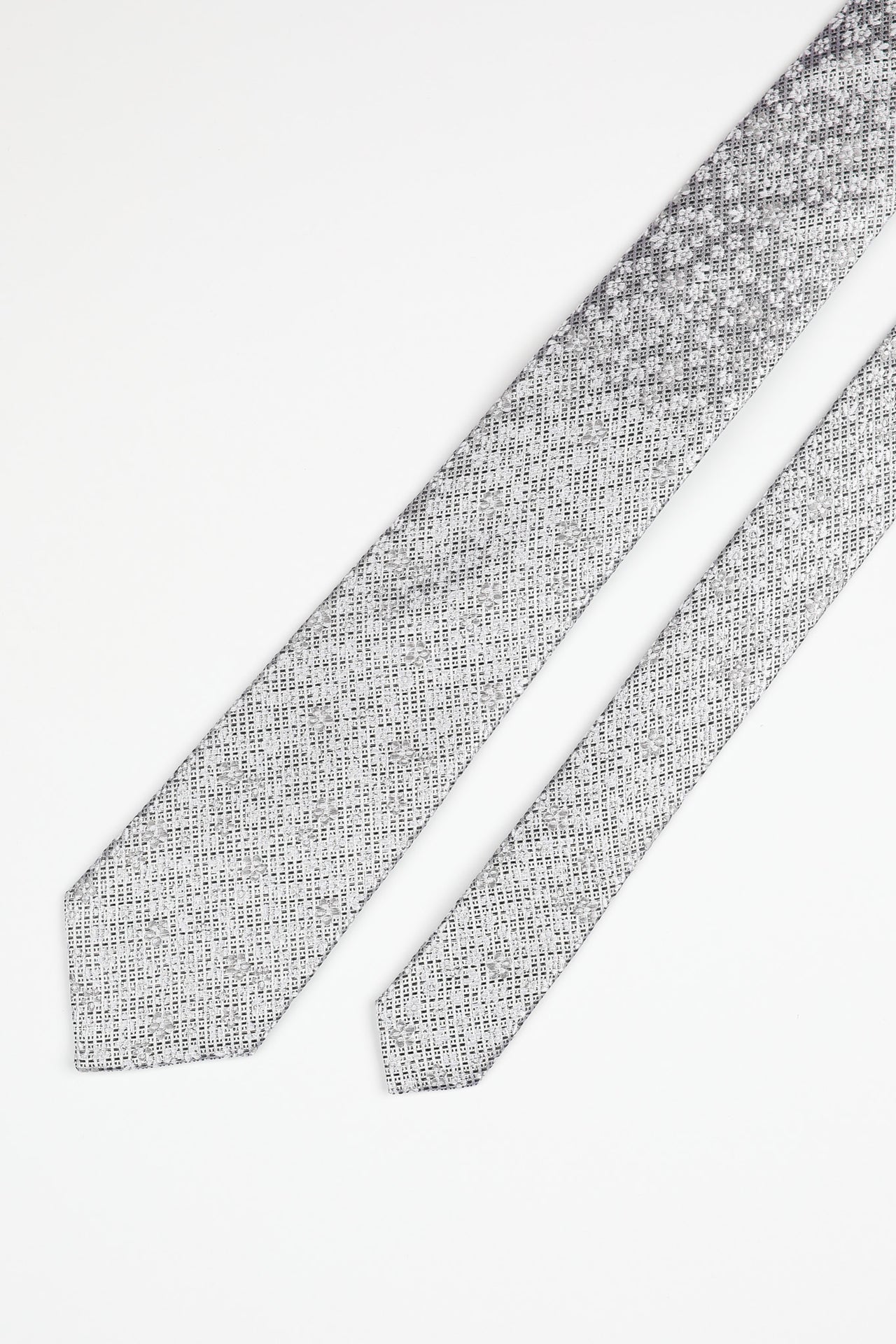 Silver Silk Scattered Flower Tie