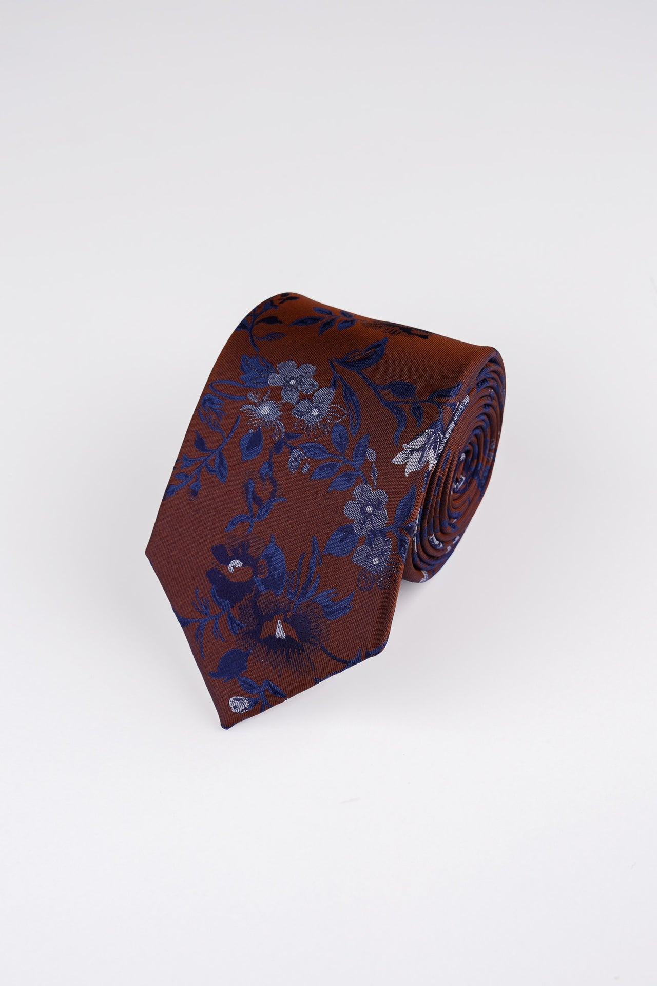 Nutmeg Forna Floral Tie
