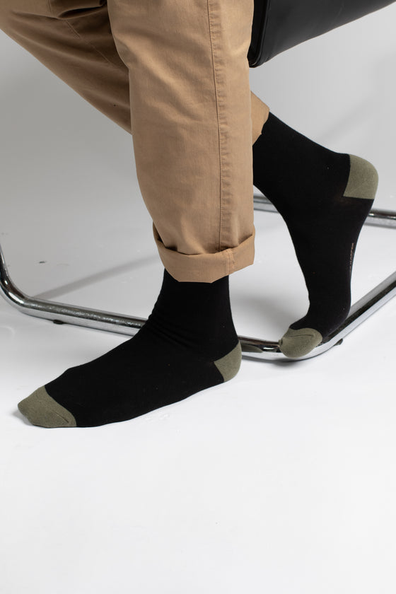 Black/Olive Plain Socks